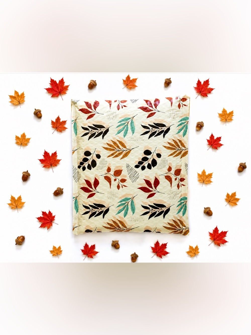 Set of 15 8.5โ x 12โ Fall Autumn Leaves Botanical Bubble Mailers